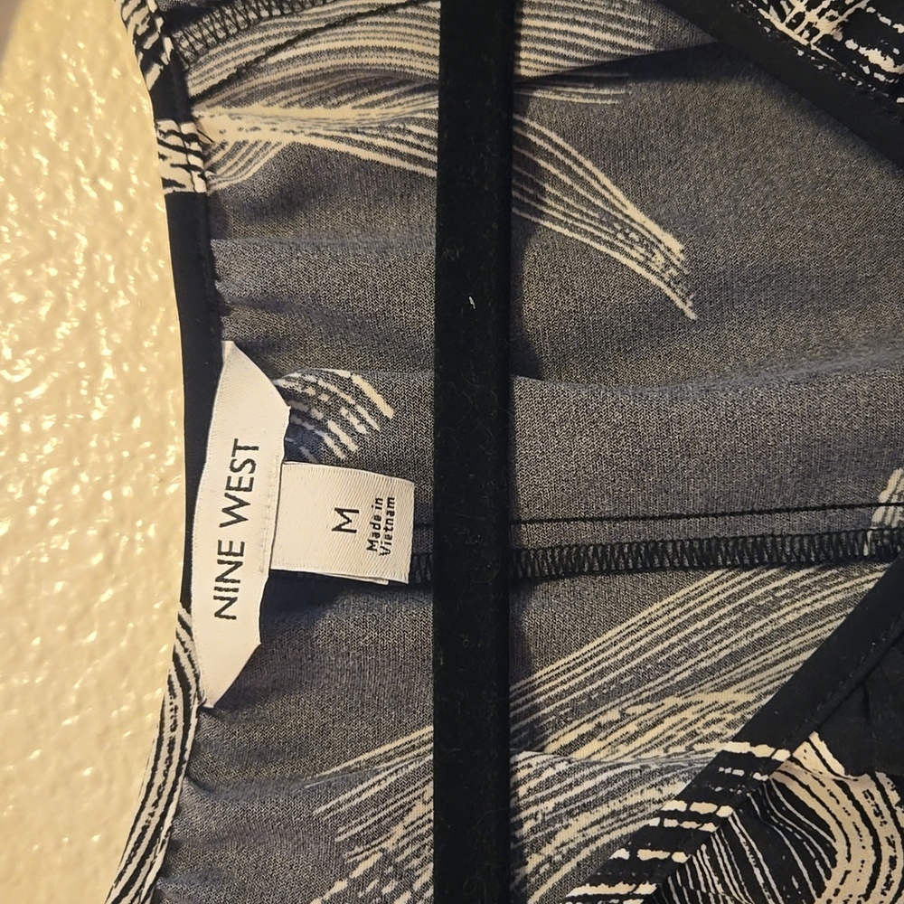 Nine west blouse - Picture 2 of 3